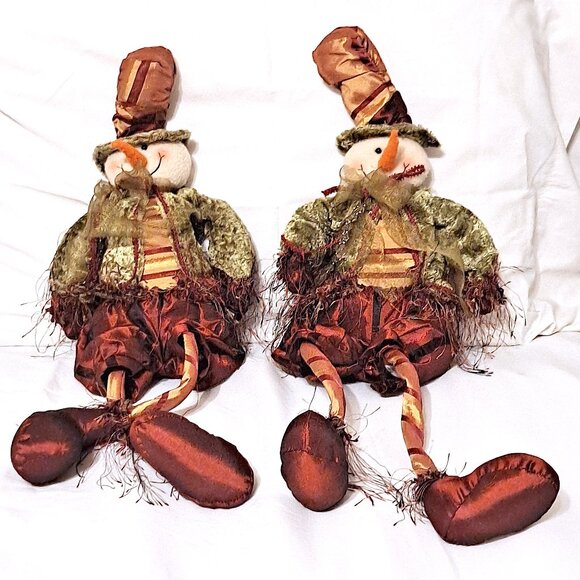 Creative Co-Op Shelf Sitter Snowman green/burgundy chic Christmas holiday decor - Picture 2 of 8